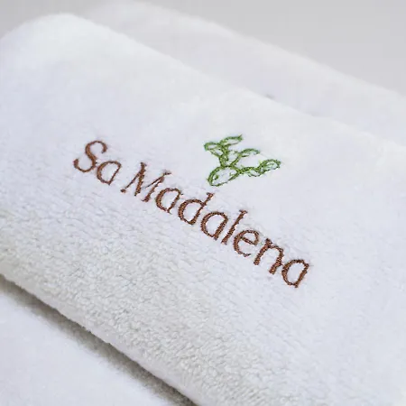 Sa Madalena And ラ・マッダレーナ